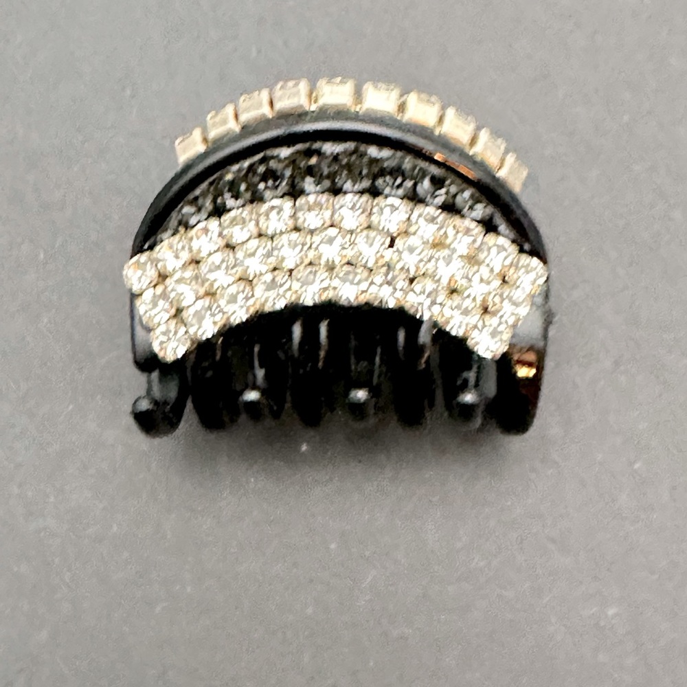 Crystal Encrusted Black Hair Clips (2 pieces) NWT - Picture 5 of 8
